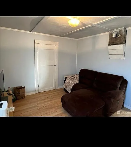 115 N Main St — Photo 5