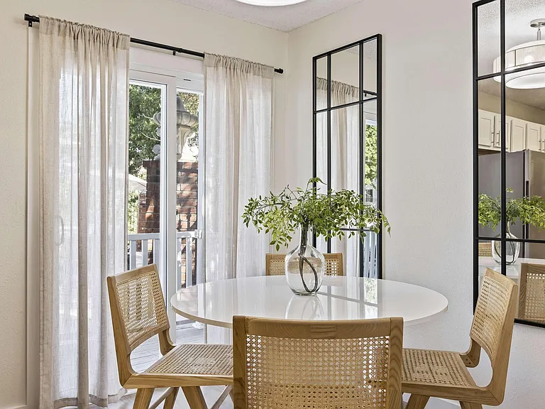 The Louis Townhomes — Photo 19