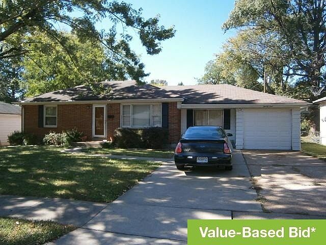 1st image of 24 Godfrey Ln