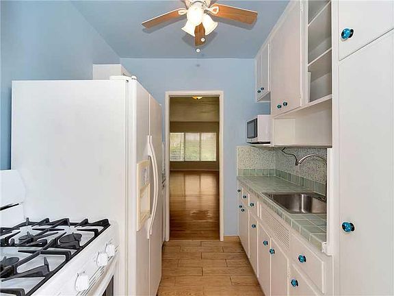 3rd image of 9110 W Bay Harbor Dr APT 4
