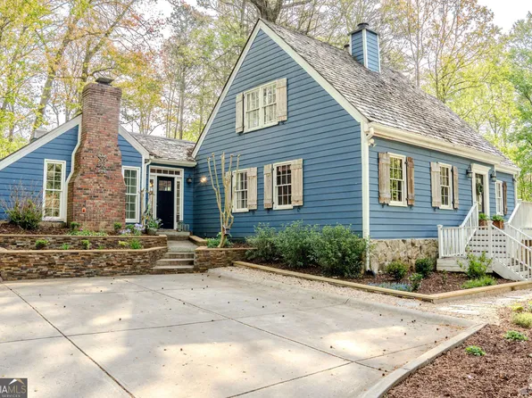 2872 McPherson Rd NE, Roswell, GA 30075