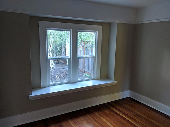 5th image of 51 S Morrison Ave #House