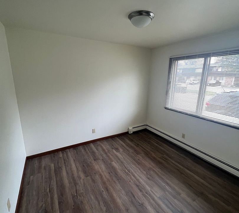 1110 Grand Ave APT 1, Prairie Du Sac, WI 53578 Zillow