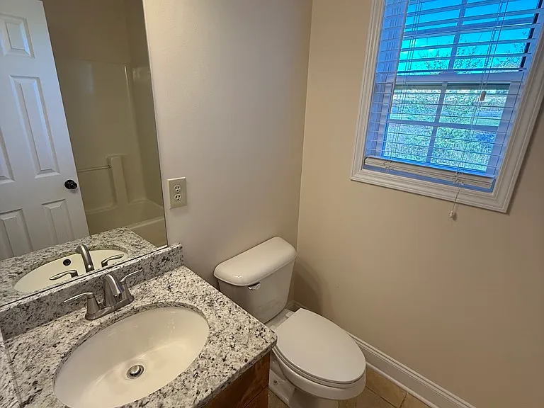 6214 Helen St — Photo 13