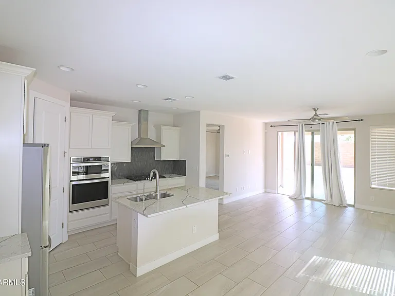 3517 E Tina Dr — Photo 4