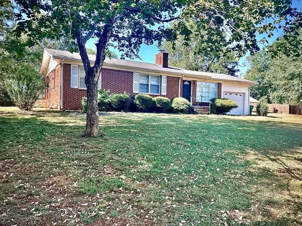 1000 Bernice St, Tuscumbia, AL 35674
