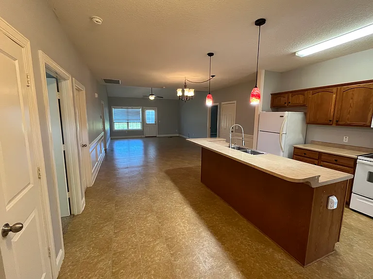 119 Bull Bay Dr — Photo 5
