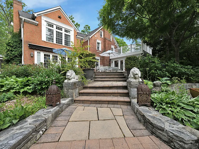 6907 Bradley Blvd — Photo 140