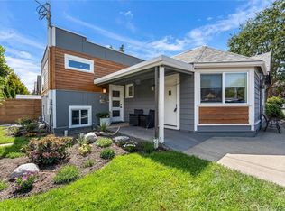 1779 Lillian Rd, Victoria, BC V8S 1L3