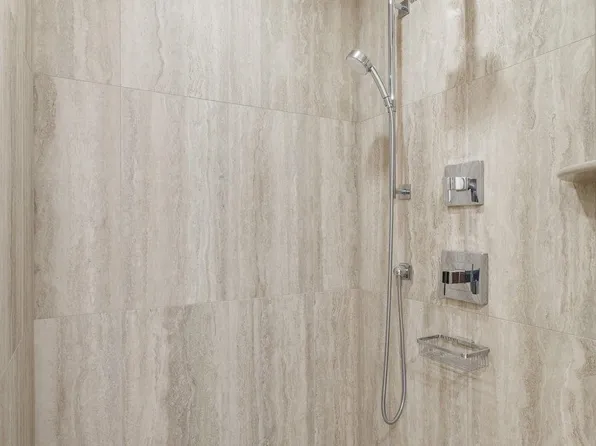 1200 Avenue At Port Imperial image 19 of 28