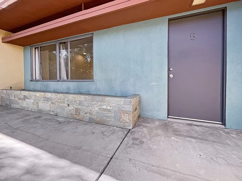 1 bed, 1.0 bath, 500 sqft, $1,550 — Photo 2
