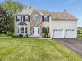 21 Olde Frg, Oxford, NJ 07863