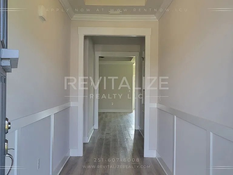 1730 Grouse St — Photo 3