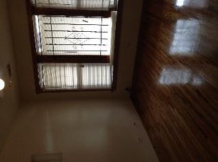 3909 W Gladys Ave, Chicago, IL 60624
