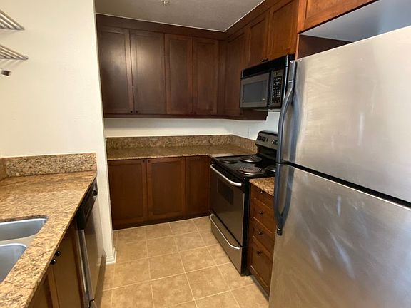 4th image of 8889 Caminito Plaza Centro #7235
