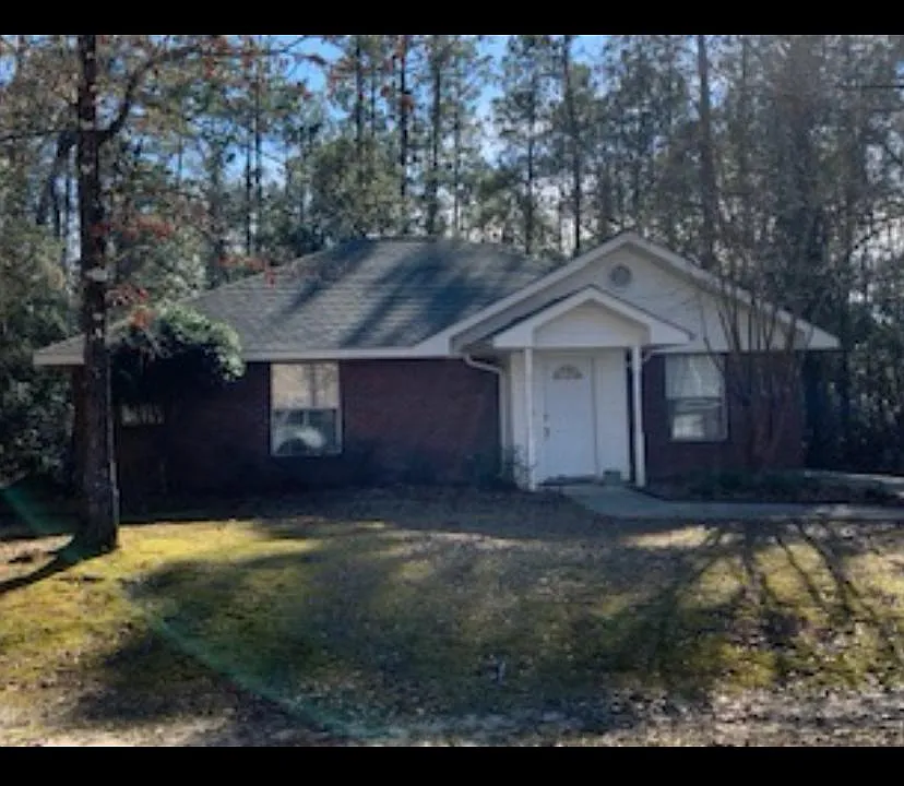 84131 Lola Dr