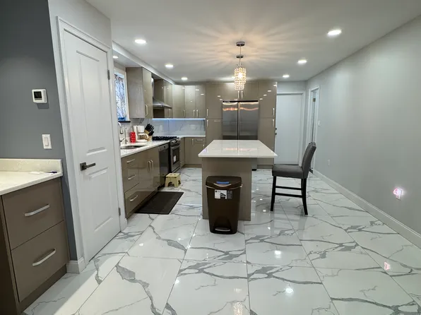 124 Bionia Ave #1, Staten Island, NY 10305