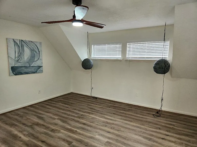 6922 Gentle Breeze Dr — Photo 20
