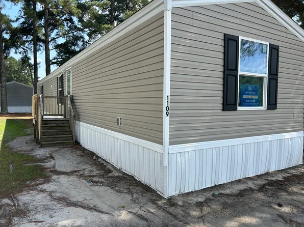 1109 Teneile St, Dillon, SC 29536