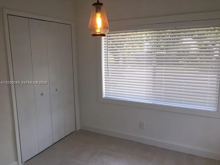 805 NE 138th St #805 — Photo 16