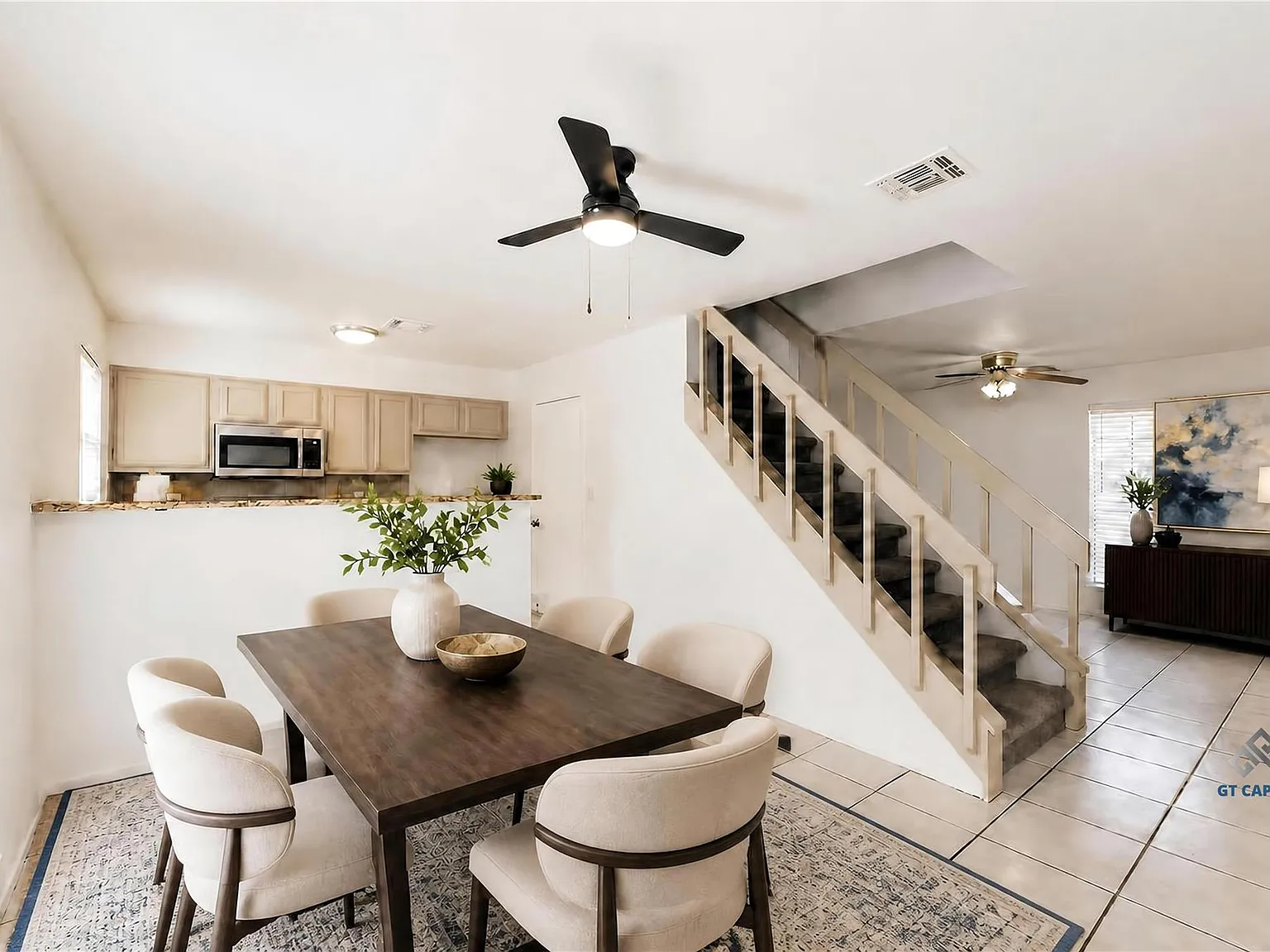 2 bed, 1.5 bath, 1300 sqft, $1,700 — Photo 4