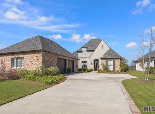 2520 Tiger Crossing Dr, Baton Rouge, LA 70810