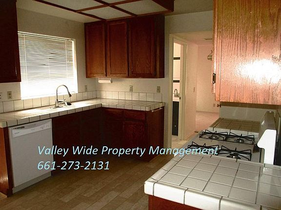 4th image of 3156 Wellington Dr