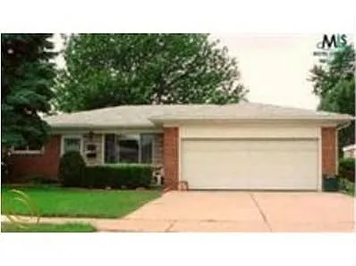 26711 Masch Dr photo 1