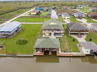 210 Pierce Mitchell Ln, Hackberry, LA 70645