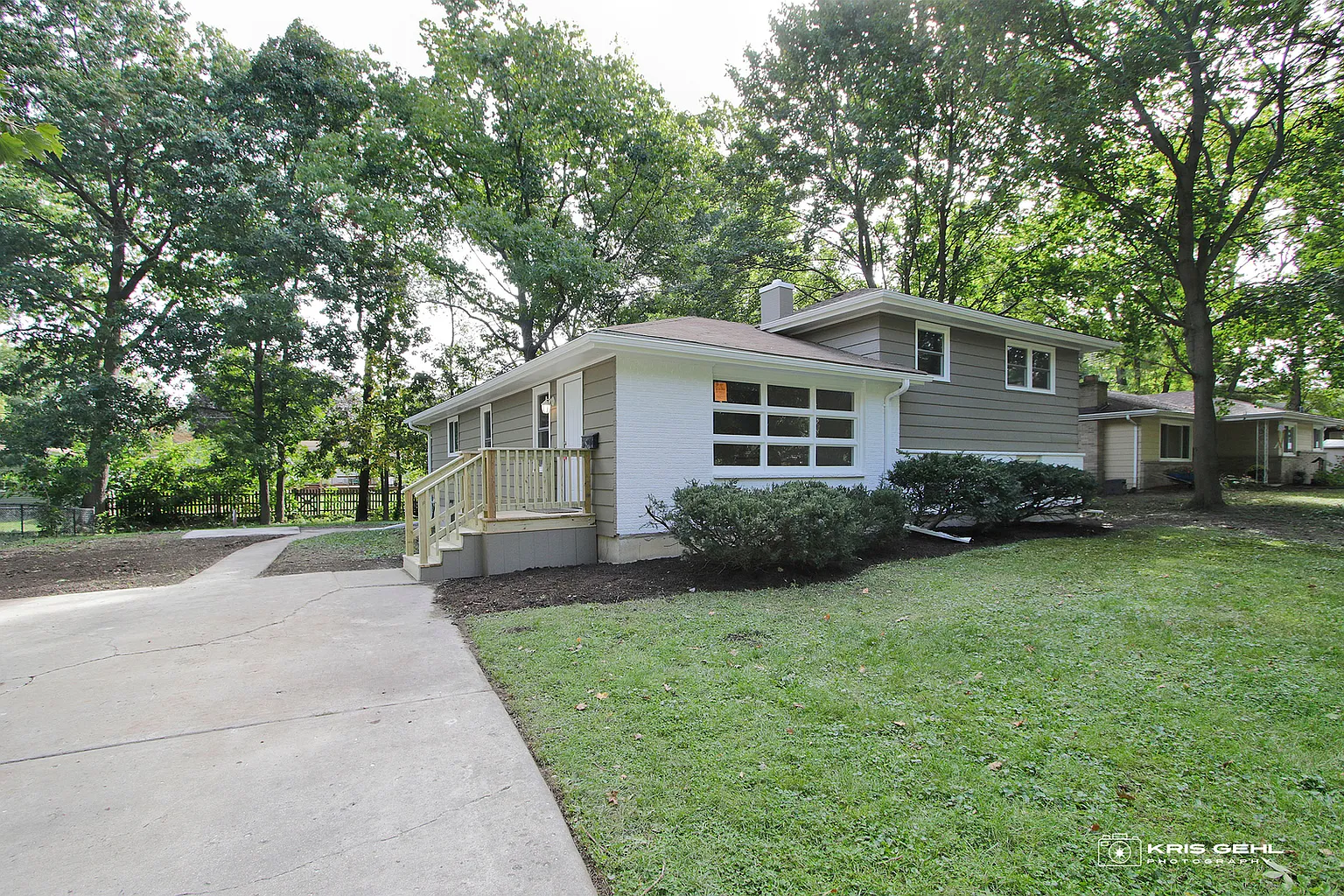 513 Kirkwood Ave photo 1