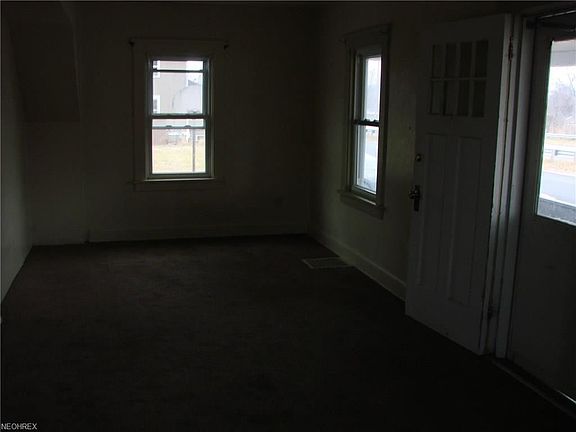 5th image of 5394 Grove Ave