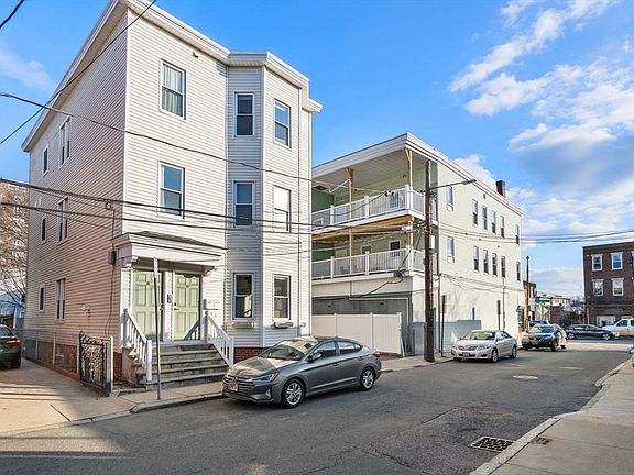 2nd image of 6 Eight Oakland St #1