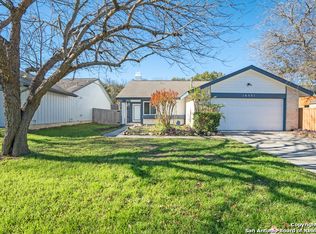 16531 Hunting Glen St, San Antonio, TX 78247