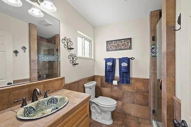 715 Toulon Ct — Photo 15