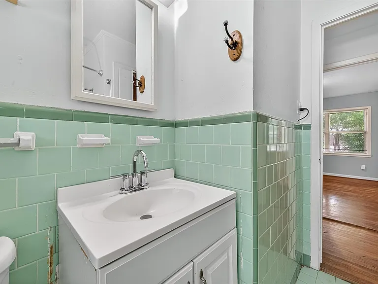1509 Ronson Rd — Photo 11