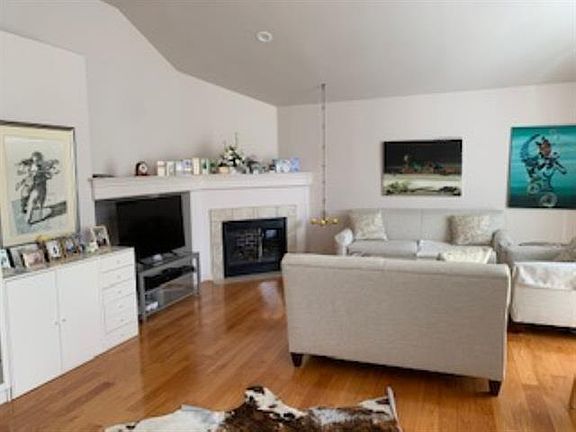 Great Room with Fireplace