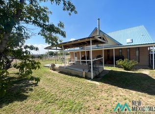 8204 N Kornegay Ln, Hobbs, NM 88242