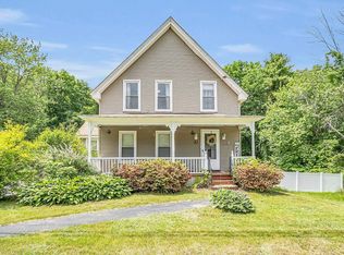 82 Mammoth Rd, Hooksett, NH 03106
