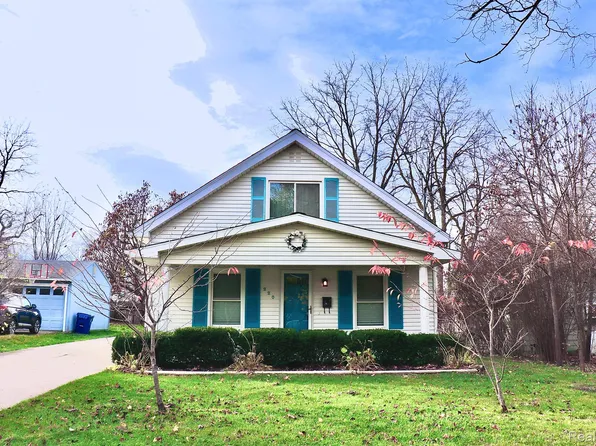 220 Oak St, Flushing, MI 48433