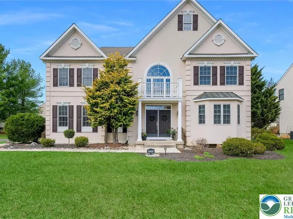 3423 Courtney Dr, Center Valley, PA 18034