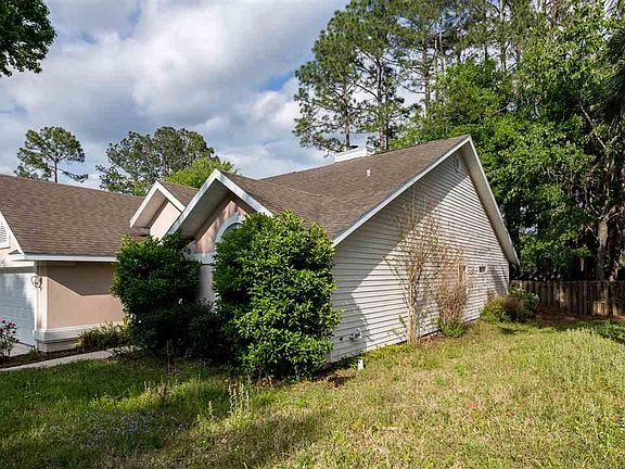 4th image of 1303 NW 98th Ter