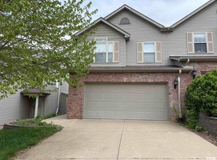 10004 N Brompton Ct, Peoria, IL 61615