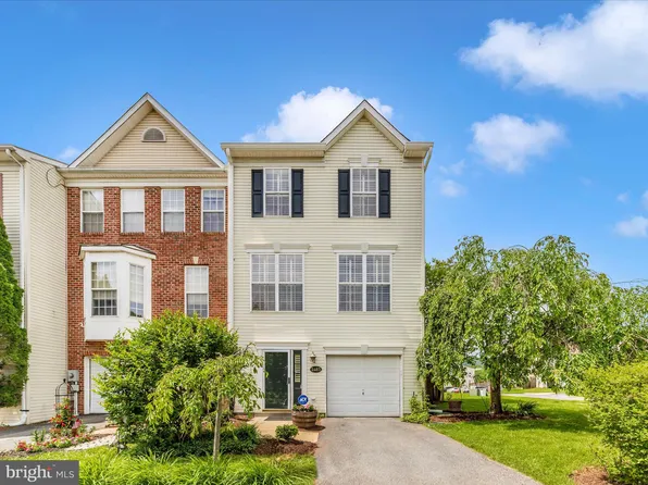 2485 Lakeside Dr, Frederick, MD 21702