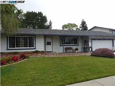 1474 Lexington Way photo 1
