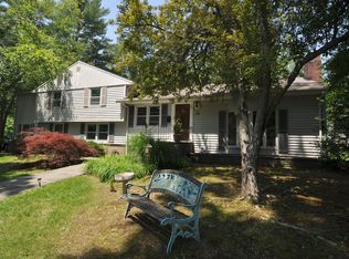 50 Crossbrook Rd, Livingston, NJ 07039