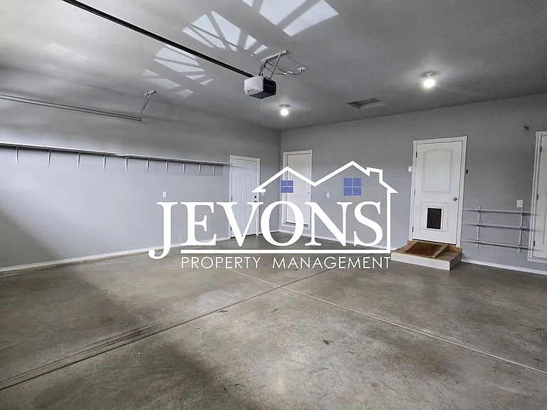 6601 Cherry Ridge Ct — Photo 15