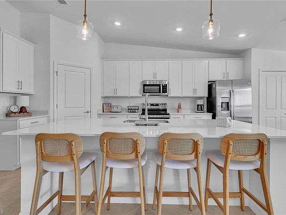 5th image of 15265 Green Acres AVE #226
