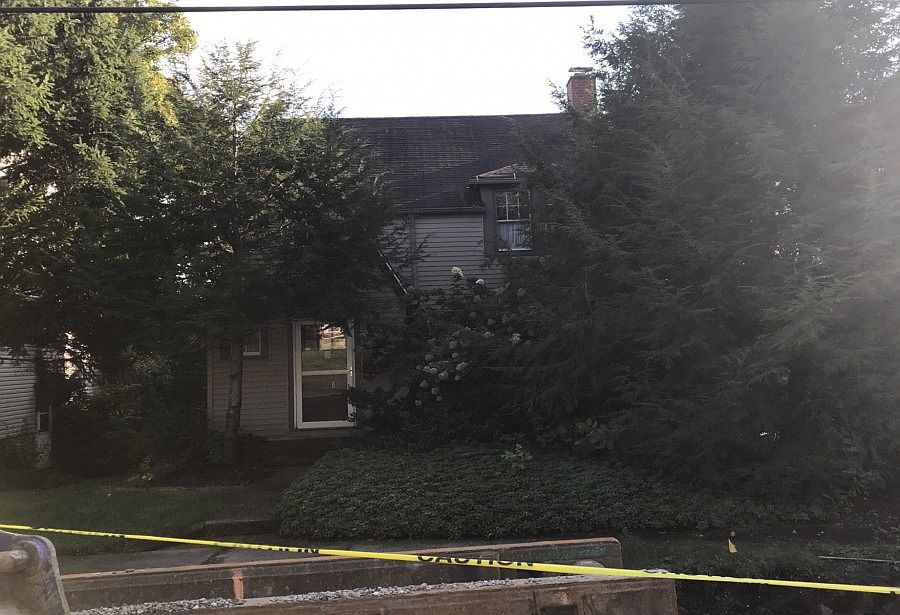 1st image of 4548 W Prospect St