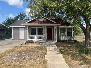 8915 Heather Ct, San Antonio, TX 78221