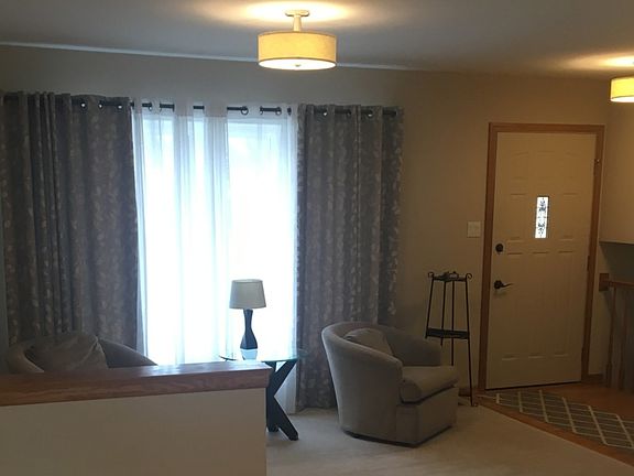 2nd image of 4909 Lorin Ln
